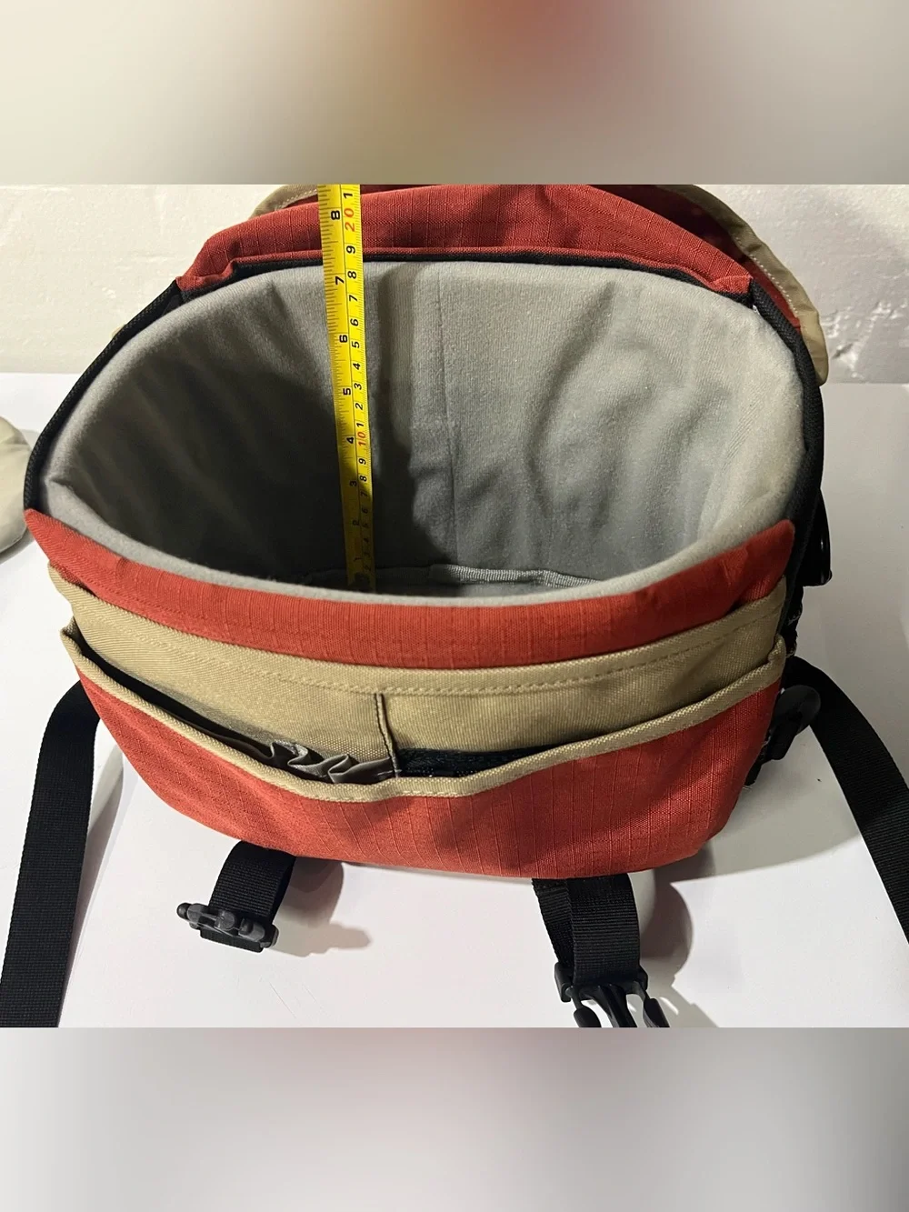 Promaster medium camera case with accessories and organizing pockets, paprika